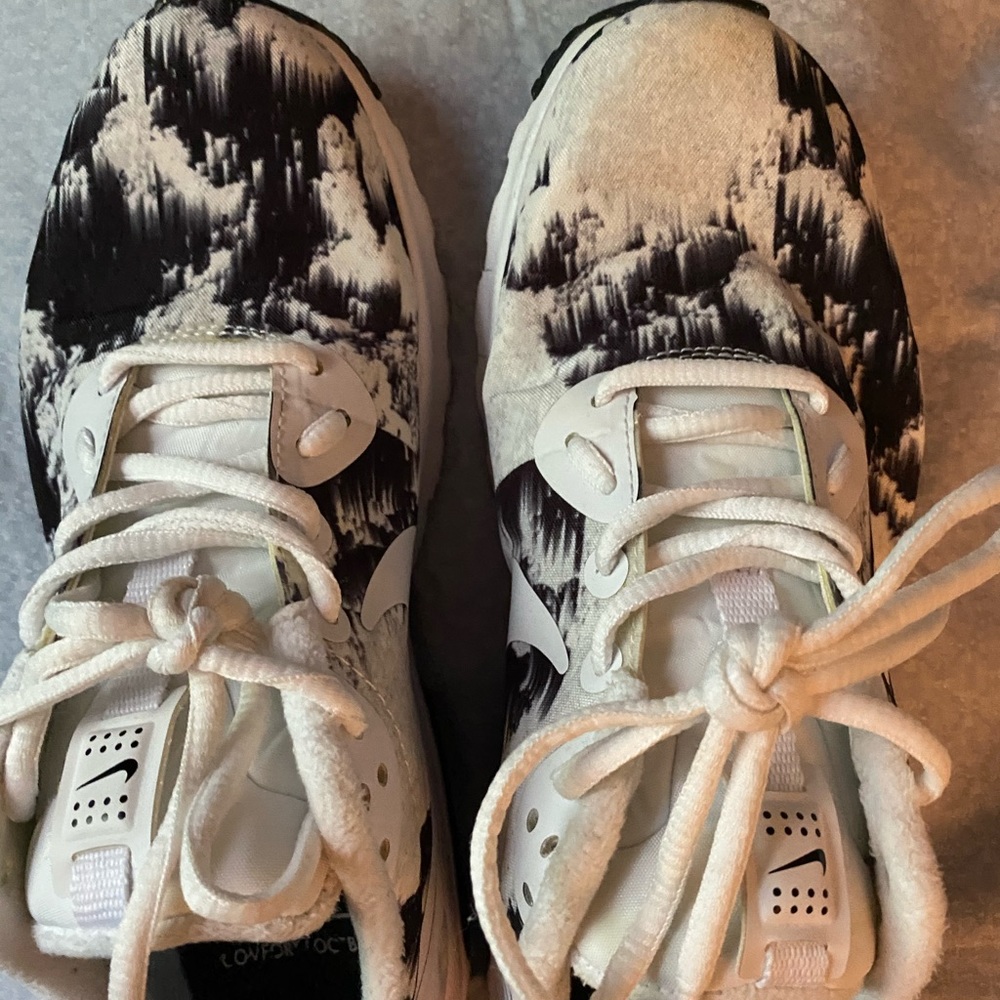 Nike shoes